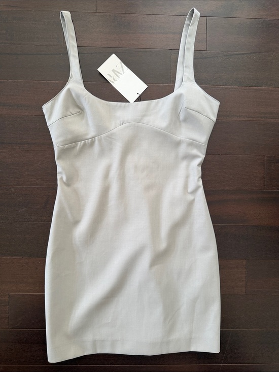 Zara Dresses & Skirts - Zara Light Gray Sleeveless Square-Neck Mini Dress